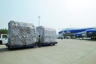 對FBA空運專線和海運快遞的看法