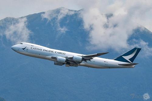 國泰航空香港直達(dá)到達(dá)卡空運價格